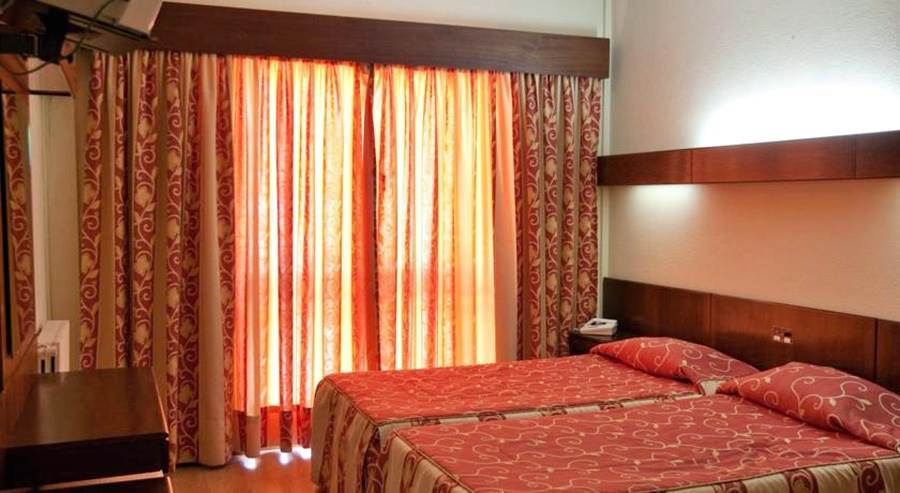 Hotel Costa De Prata 2 & Spa Фигейра-да-Фош Экстерьер фото
