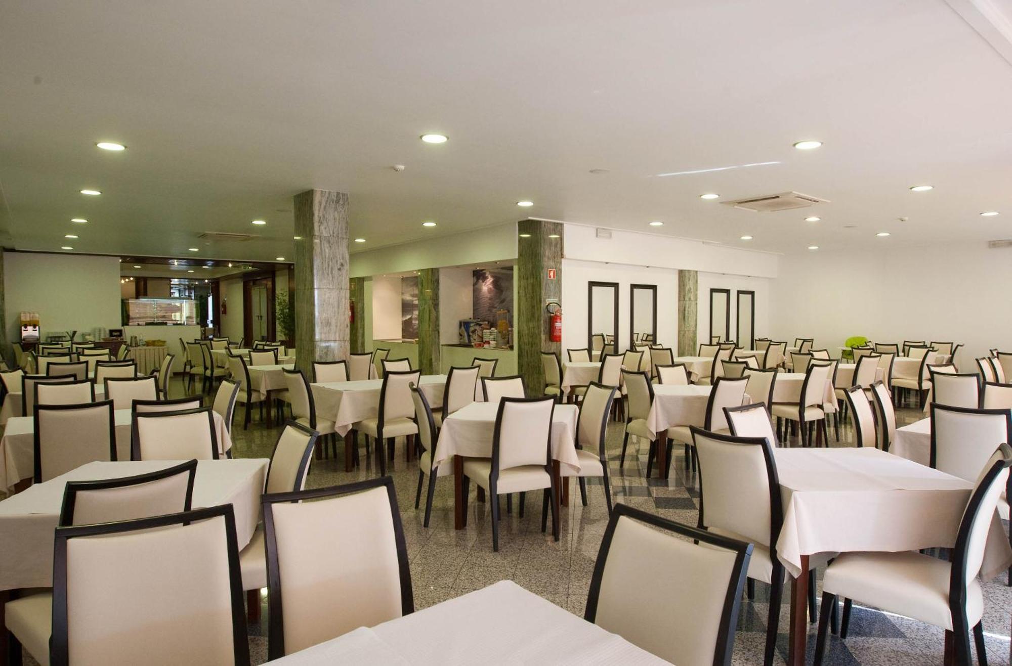 Hotel Costa De Prata 2 & Spa Фигейра-да-Фош Экстерьер фото