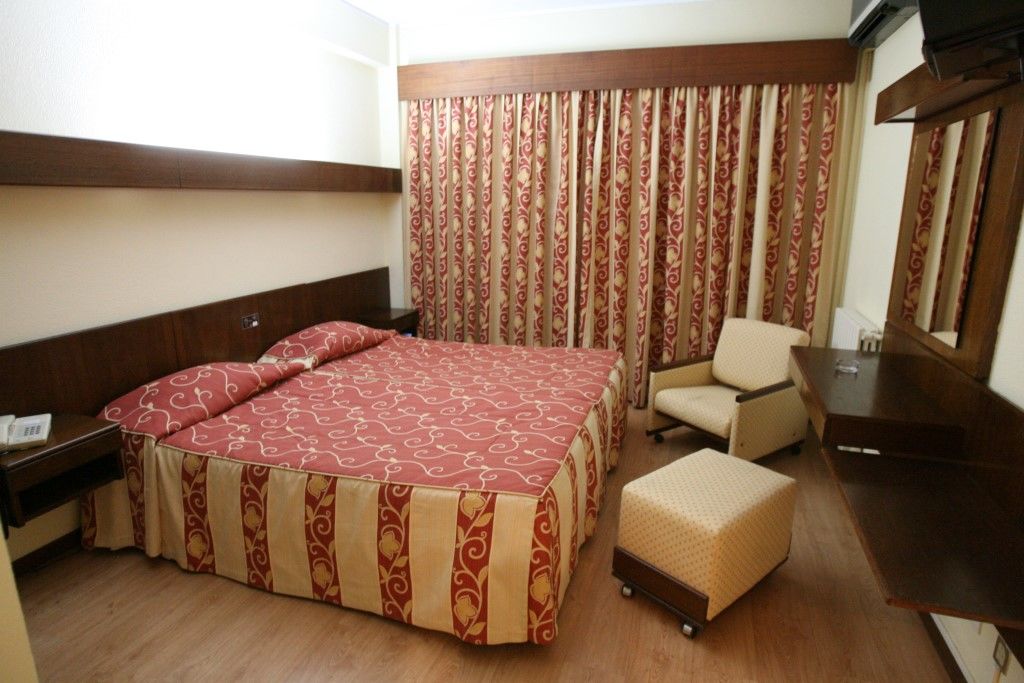 Hotel Costa De Prata 2 & Spa Фигейра-да-Фош Экстерьер фото